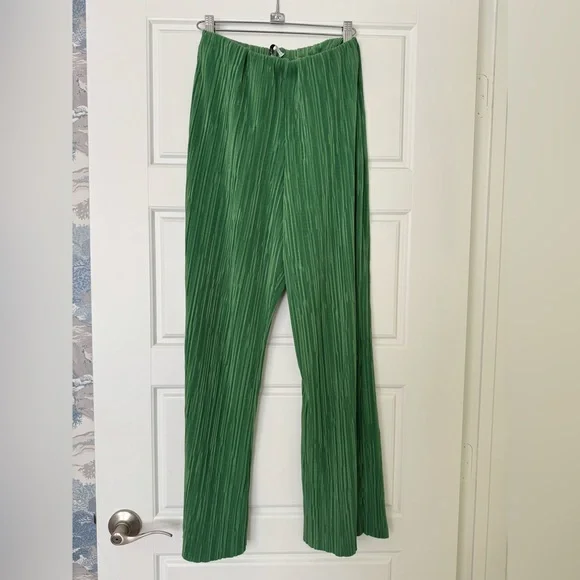 Zara Pleated Coord Set - Plisse Green Medium Wide Leg Pants and Small Top - Picture 3 of 4